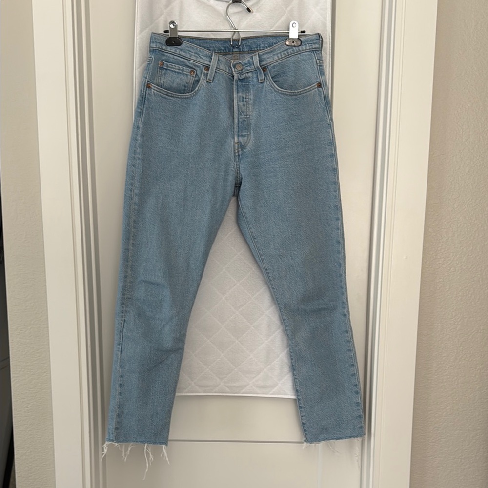 Levi’s Light Blue Denim Jeans 29 waist 28 length